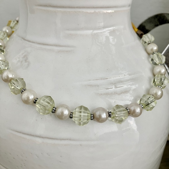 Vintage faux pearl and crystal baroque necklace with yellow satin ribbon - Picture 7 of 8